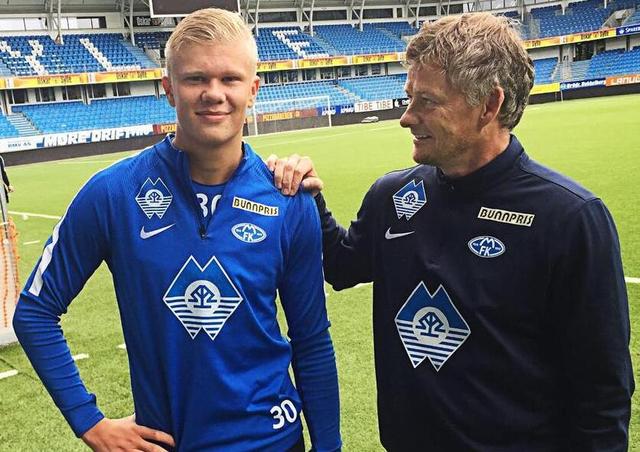 齐沃：两连败出现更衣室问题？我无需否认什么，足球总是如此（齐沃回应两连败与更衣室传闻：无需否认，足球本就如此）