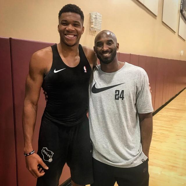 克罗斯谈皇马现状：不要总谈过去，我不需要别人说我想你（克罗斯谈皇马近况：别老提过去，我不需要听到'想你）