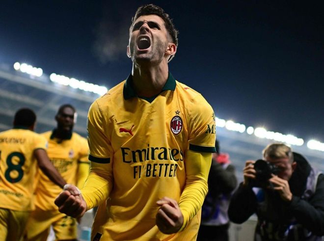 意媒：佛罗伦萨疑似内讧后损毁萨索洛更衣室，后者要求赔偿（意媒称佛罗伦萨疑内讧后破坏萨索洛更衣室，萨索洛索赔）