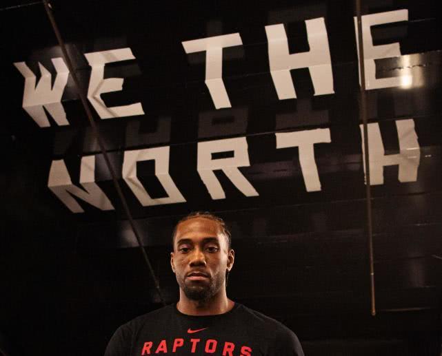 媒体人：庞峥麟最吸引人的是球商 被盯防仍展示出鲜明的比赛内容（媒体评庞峥麟：球商出众，严防之下仍打出鲜明表现）