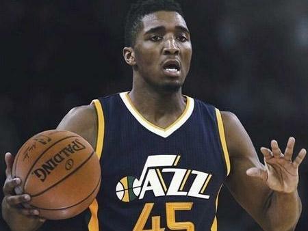 马竞最近10场对意大利球队8胜1平1负，且近12场欧冠主场11胜（马竞近10次对阵意大利球队8胜1平1负，欧冠主场12战11胜）