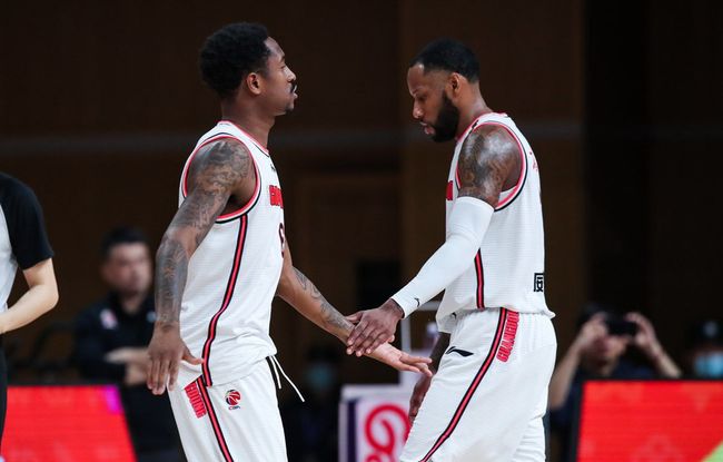 科瓦奇谈吉拉西没首发：和之前的冲突无关，我想带来些新鲜感（科瓦奇释疑吉拉西未首发：非因旧冲突，只为注入新鲜感）