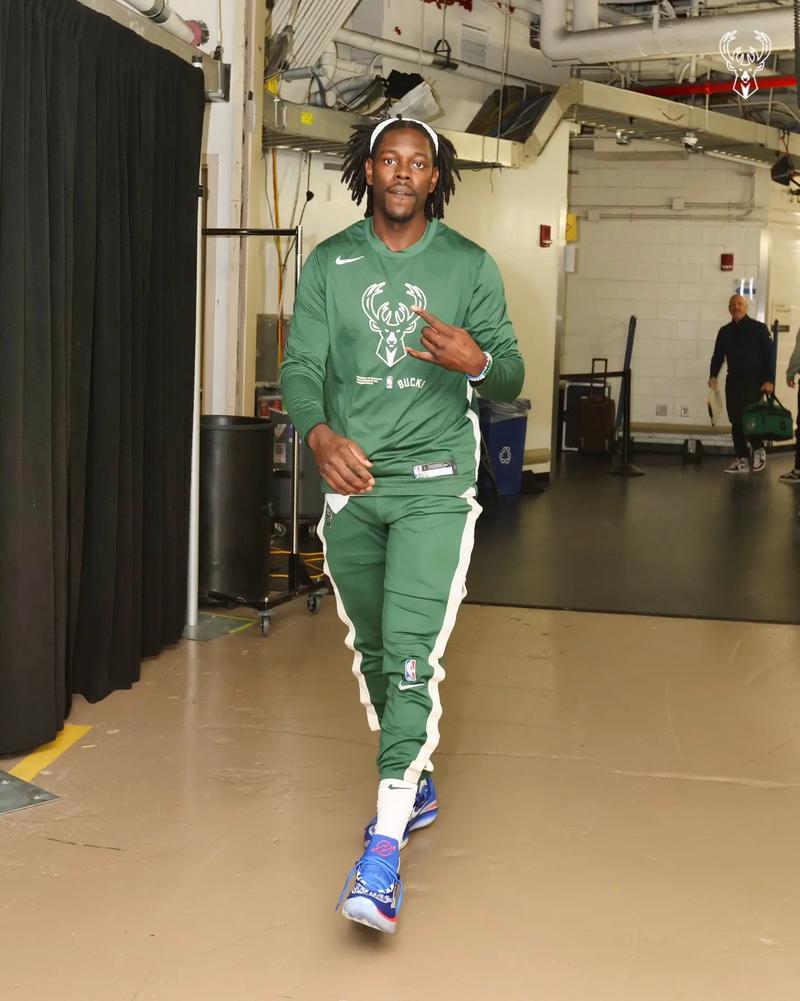 年轻人战胜里尔，自59年欧冠半决赛以来首次欧战击败法国球队（年轻人击败里尔，创1959年欧冠半决赛后欧战首胜法国队）