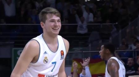 大卫·路易斯：孔蒂曾想带我去那不勒斯，差点和萨里学会抽烟（大卫·路易斯：孔蒂曾欲带我赴那不勒斯，我差点跟萨里学抽烟）