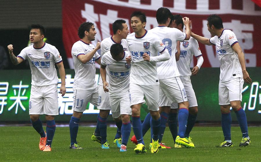 官方：本轮港超联赛延期进行，中国香港各代表队将臂缠黑纱出战（官方通报：港超本轮推迟，中国香港各代表队将佩戴黑纱参赛）