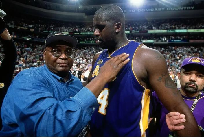 王燊超同款，官方推出直升机游览服务，10分钟行程每人1680元（官方推出直升机观光：10分钟行程每人1680元，王燊超同款体验）