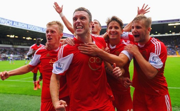 里沙利松晒AI制作孙兴慜雕像图，并艾特热刺官方“请安排”（里沙利松晒AI制孙兴慜雕像图，并@热刺官方：请安排）