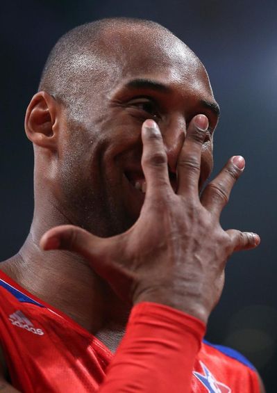 官方：巴萨助教索尔格和德拉富恩特因染红均被禁赛两场（官方通报：巴萨助教索尔格、德拉富恩特因红牌各被停赛两场）