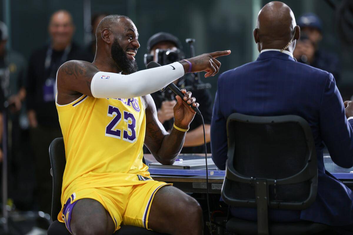 NBA战报：米切尔48分，骑士130-126险胜奇才（NBA赛况：米切尔轰下48分，骑士130-126险胜奇才）