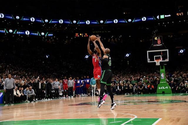 澳超前瞻：珀斯光荣豪取三连胜，悉尼FC核心罗里伤缺（澳超前瞻：珀斯光荣势如破竹三连胜在手，悉尼FC核心罗里因伤缺席）