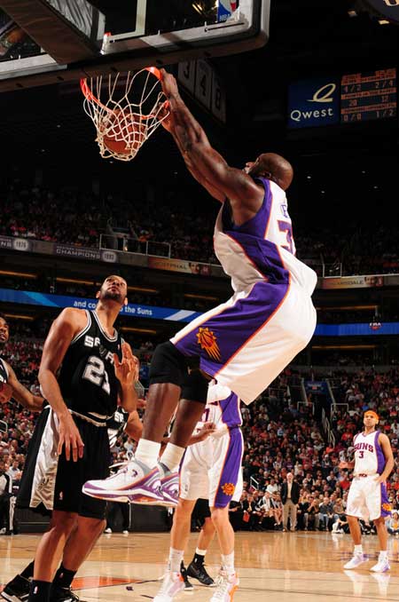 传闻：切尔西和阿森纳领跑马赛前锋罗比尼奥-瓦斯争夺战（据称切尔西与阿森纳领跑马赛前锋罗比尼奥-瓦斯争夺战）