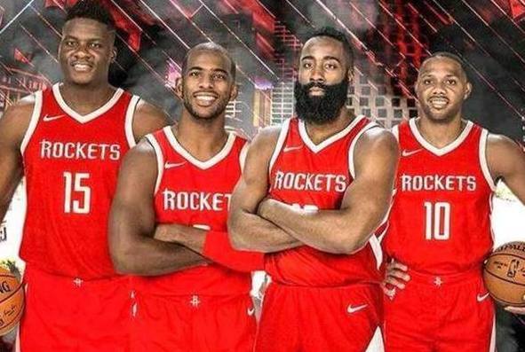 卡尼萨雷斯：维尼修斯的表现配不上加薪，皇马球员大多都这样（卡尼萨雷斯：维尼修斯的表现不足以涨薪，这在皇马球员中很普遍）